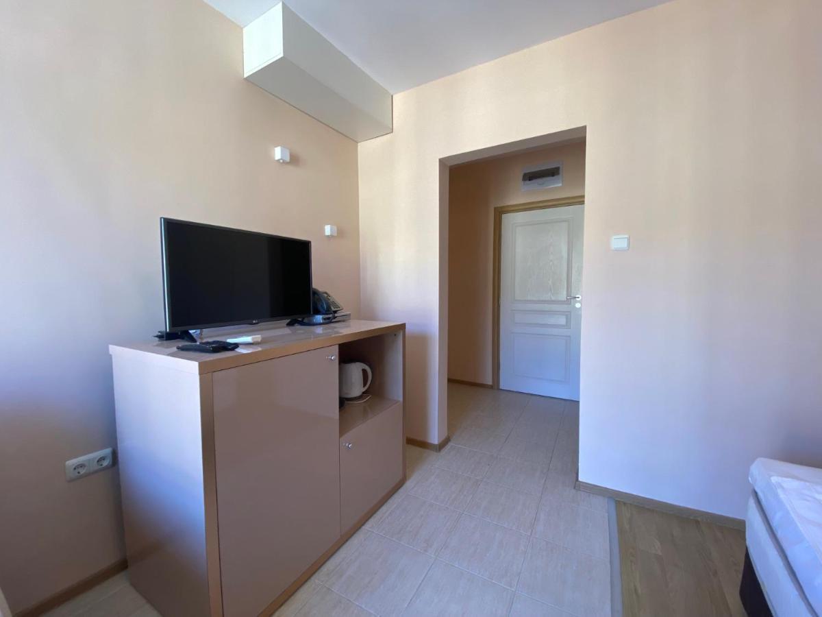 Messembria B504 Studio Pantai Sunny Bagian luar foto
